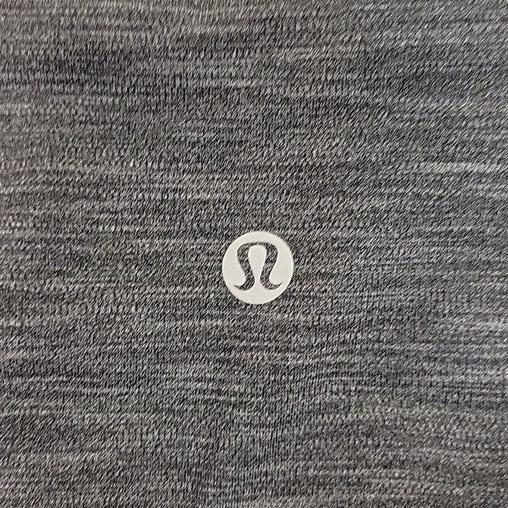 Lululemon Grey/black leggings women's sz 4 phone pockets, 23" inseam - Picture 3 of 5